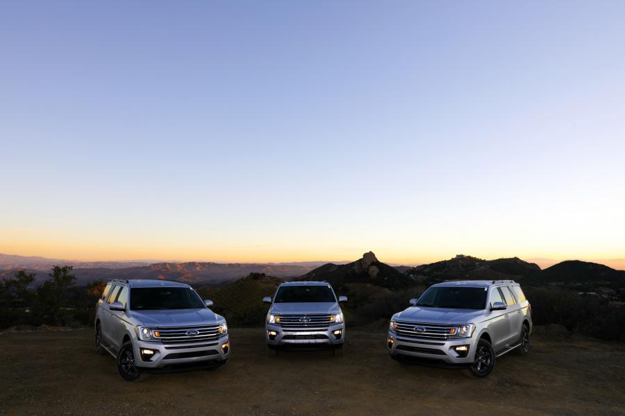  Ford Expedition FX4 2017 года  (фото 7 из 8)